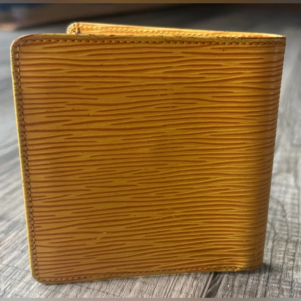 Louis Vuitton Portobier Marco Epi Leather Mens Wallet